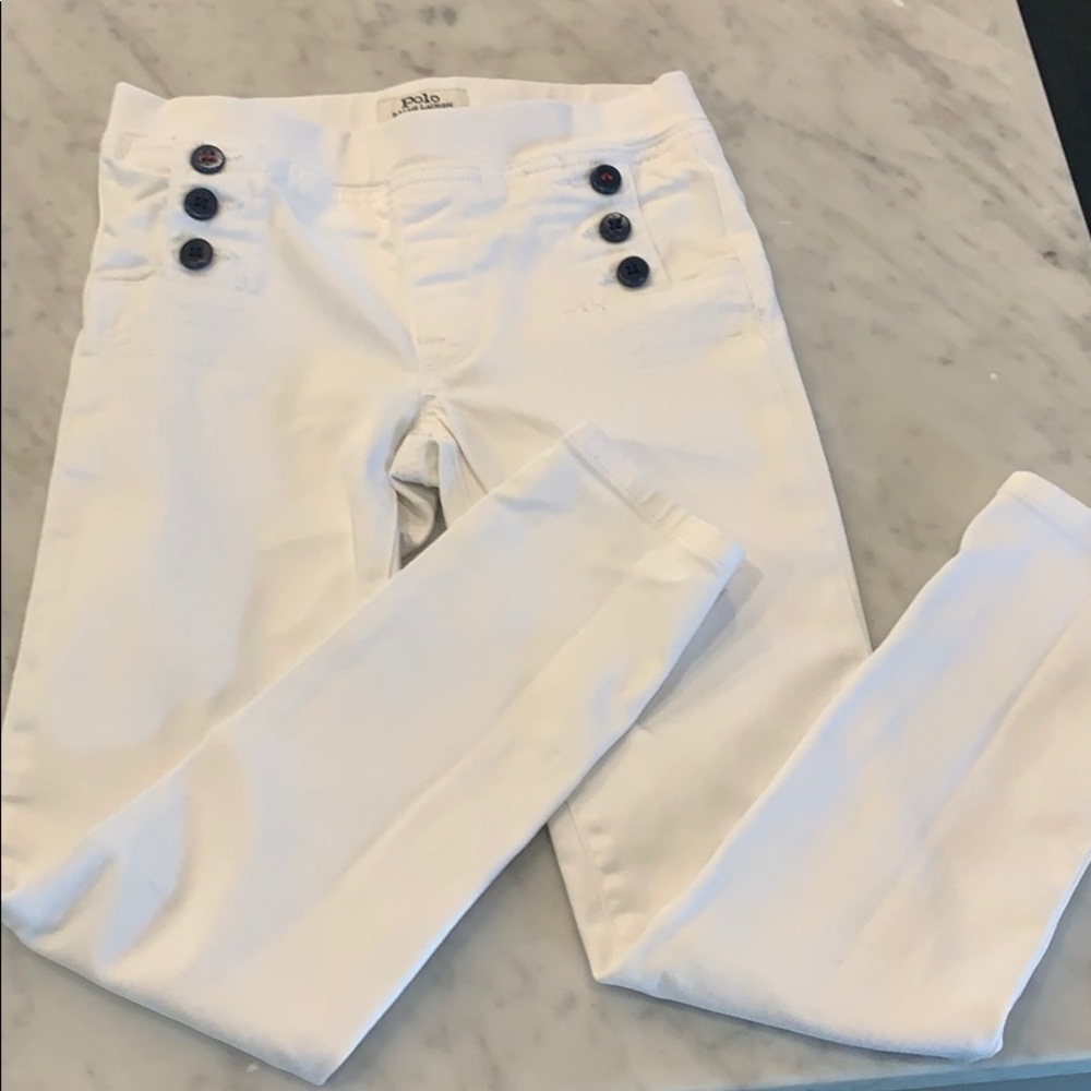 White pull on Jeans